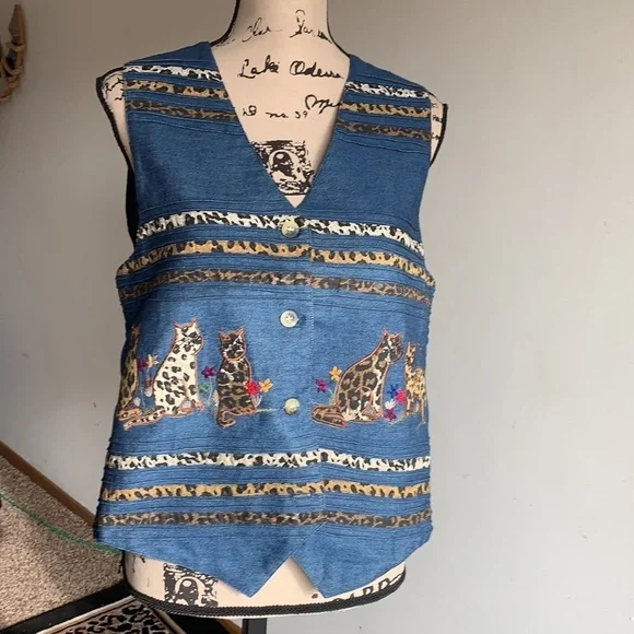 Vintage Casey & Max Denim Cat Vest Size Medium NWT - Picture 2 of 11